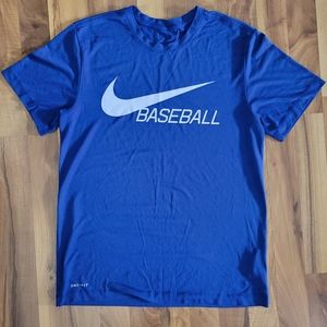 Mens Nike size Small tshirt